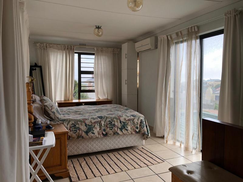 3 Bedroom Property for Sale in De Kelders Western Cape